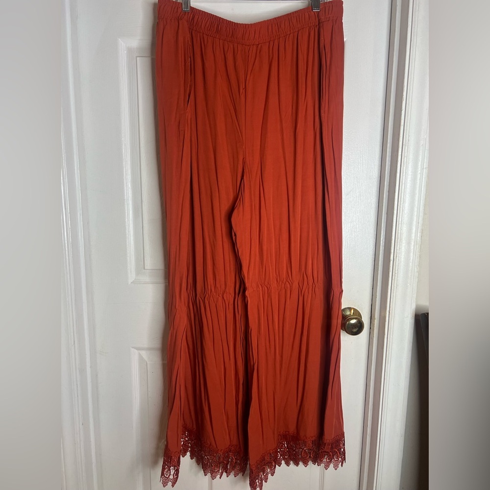 Bohemian Flowy Wide Leg Pants Rust Orange Women’s Size 26-28 Lace Hem pockets - Picture 3 of 12
